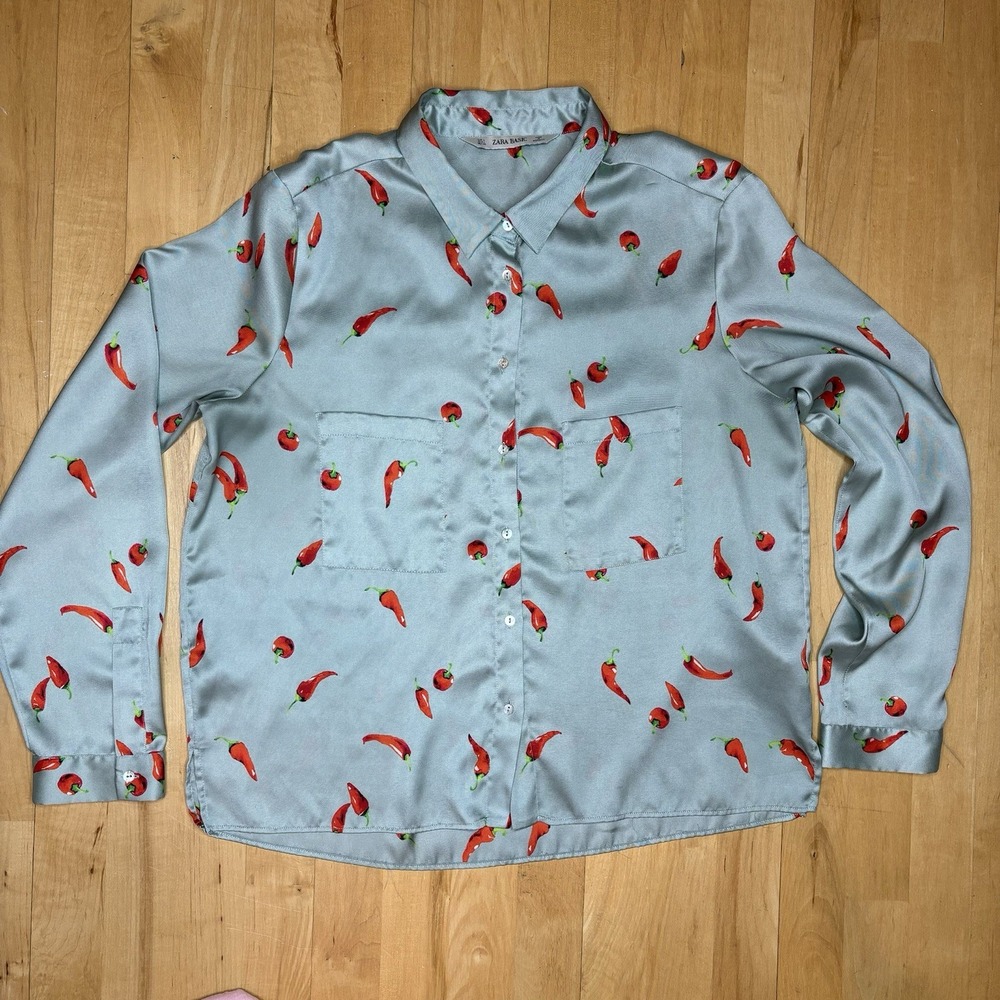 Zara Basic Blouse Women Large Sage Chili Pepper Button Down Foodie Kitsch Whimsy - Picture 2 of 8